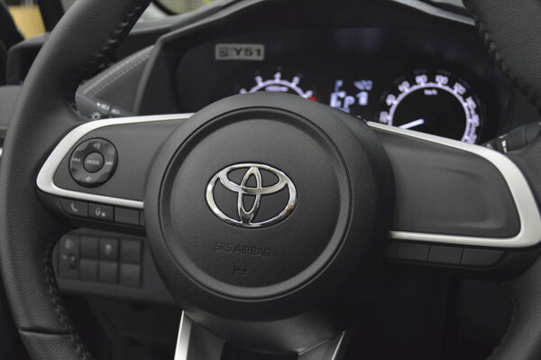 Yaris - 21KM - Imagen 10