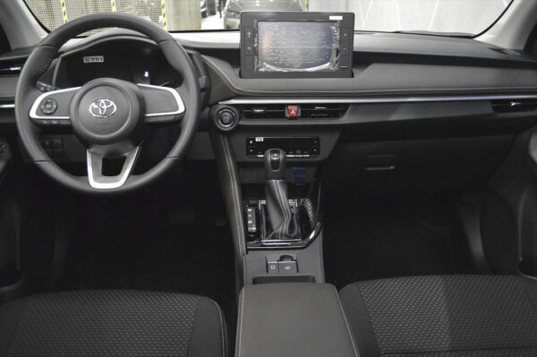 Yaris - 21KM - Imagen 4