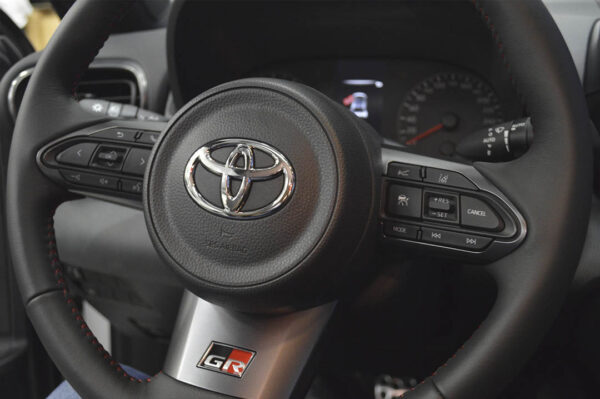 Yaris Gr - 81KM - Imagen 10