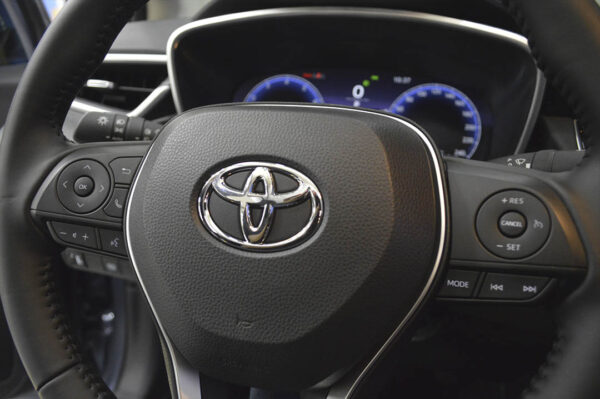 Corolla - 881KM - Imagen 11