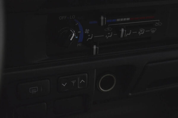 Land Cruiser - 15087KM - Imagen 9