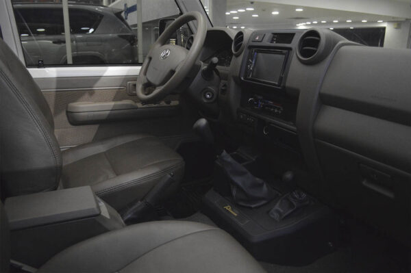 Land Cruiser - 15087KM - Imagen 5