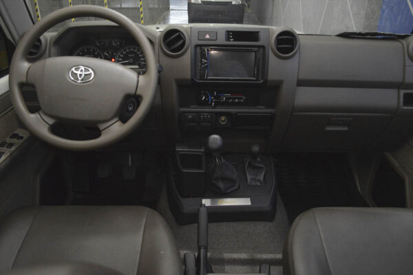 Land Cruiser - 15087KM - Imagen 4