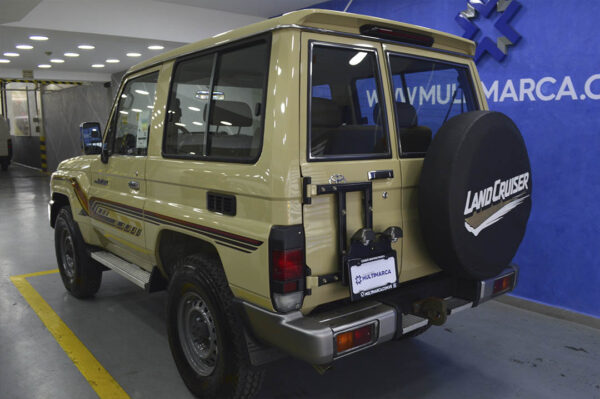 Land Cruiser - 116KM - Imagen 3
