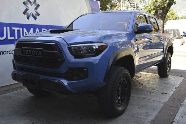 Tacoma - 68044KM