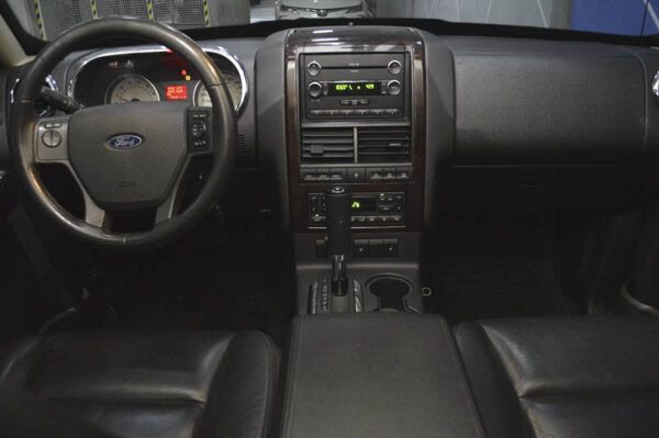 Explorer - 79400KM - Imagen 4