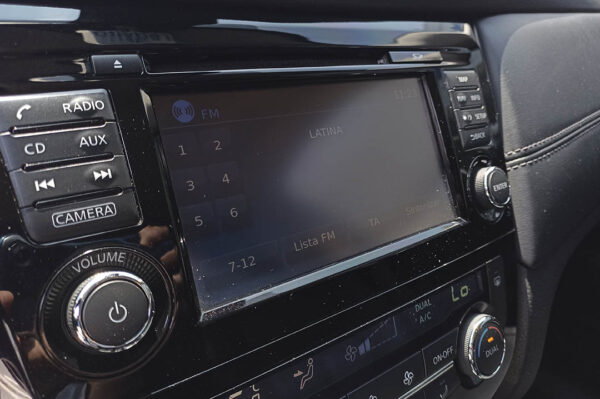 X-TRAIL 95772KM - Imagen 8