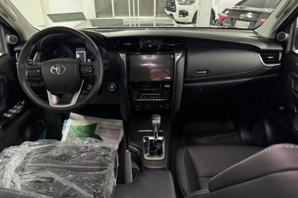 Fortuner - 20KM - Imagen 4