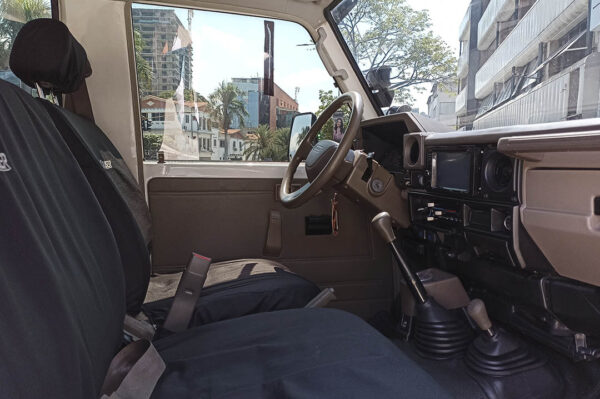 Land Cruiser - 162637KM - Imagen 5