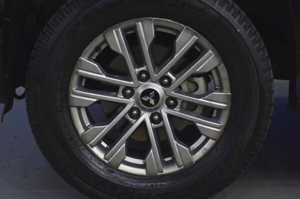 Montero, Pajero -23015KM - Imagen 7