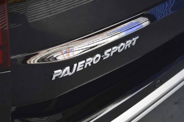 Montero, Pajero -23015KM - Imagen 11