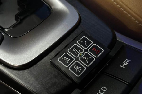 Fortuner - 5997KM - Imagen 10