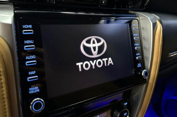 Fortuner - 5997KM - Imagen 9
