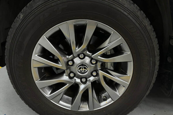 Fortuner - 5997KM - Imagen 8