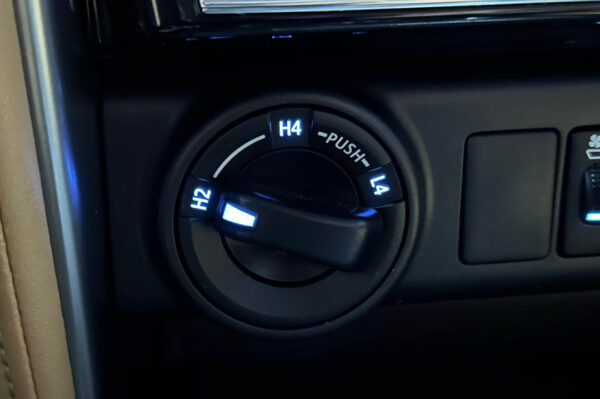 Fortuner - 5997KM - Imagen 12