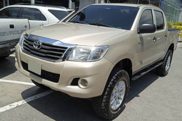 Hilux - 121407KM