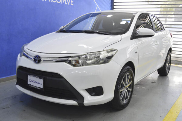 Yaris - 52205KM