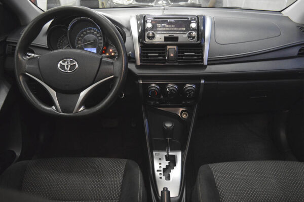 Yaris - 52205KM - Imagen 4