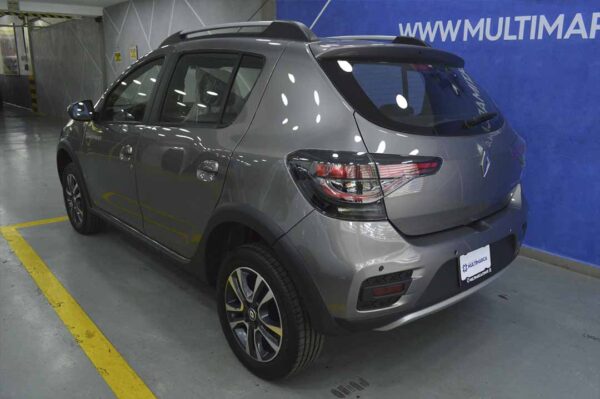 Stepway - 7KM - Imagen 3