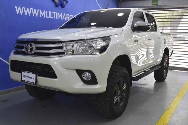 Hilux - 10134KM