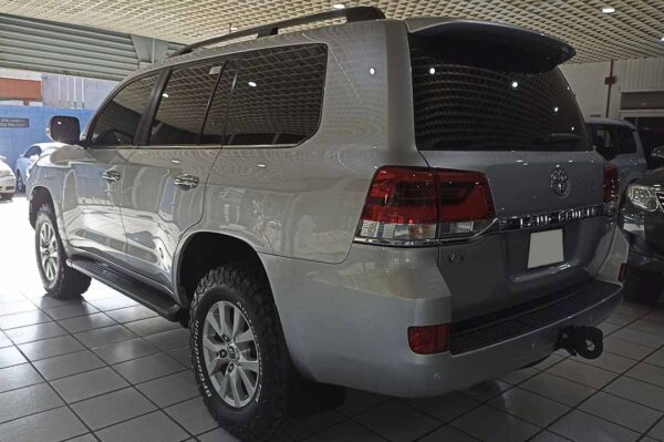 Land Cruiser - 64976KM - Imagen 3