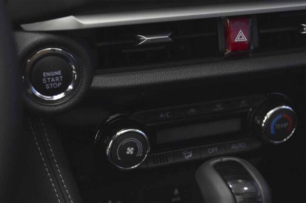 Yaris - 27KM - Imagen 9