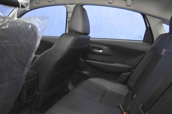 Yaris - 27KM - Imagen 13