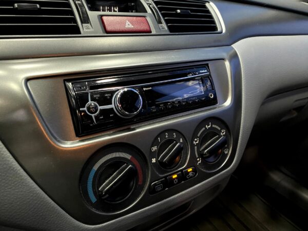 Lancer - 18242KM - Imagen 9