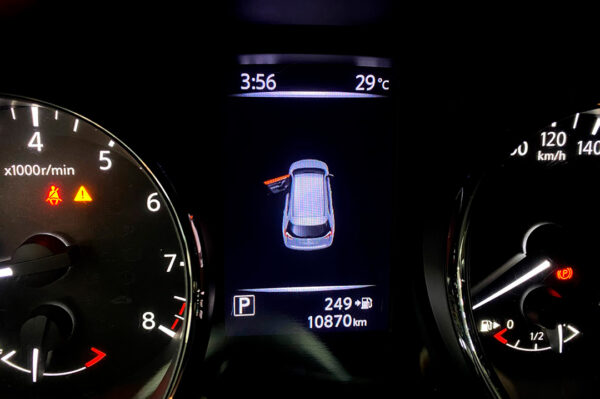 X-TRAIL 10870KM - Imagen 6