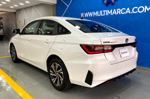 Yaris - 90KM - Imagen 3