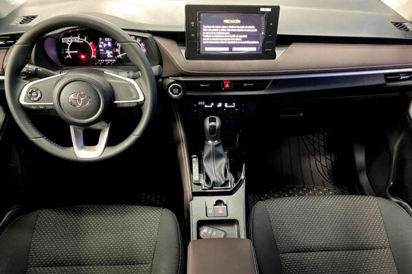 Yaris - 90KM - Imagen 4