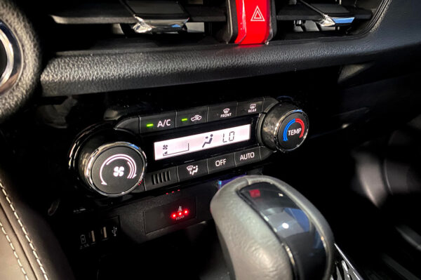Yaris - 388KM - Imagen 10