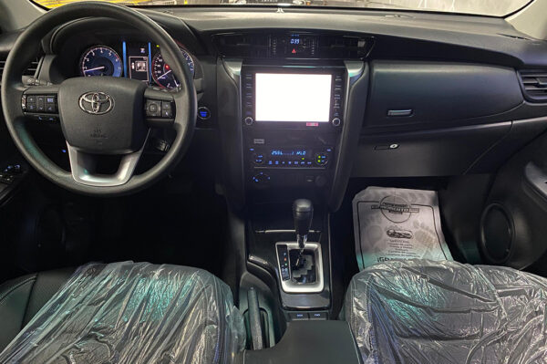 Fortuner - 82KM - Imagen 4