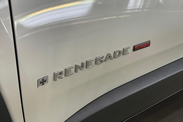 Renegade - 2159KM - Imagen 17
