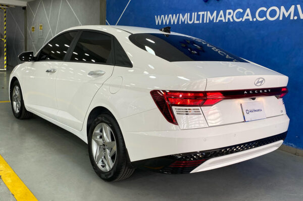 Accent - 1410KM - Imagen 3