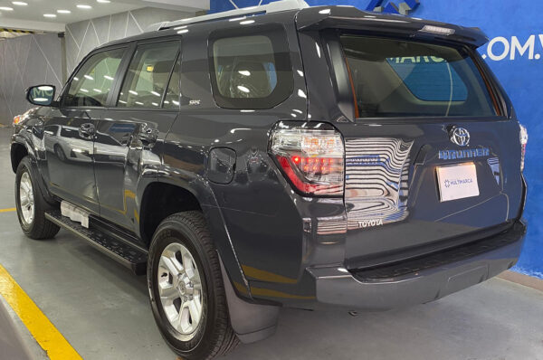 4Runner - 38KM - Imagen 3