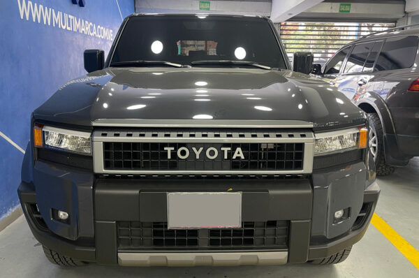 Land Cruiser - 2600KM - Imagen 2