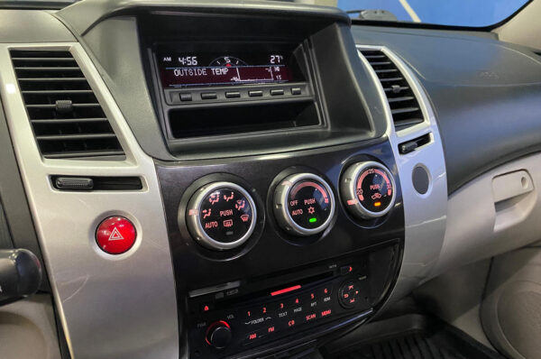 Montero - 113575KM - Imagen 7