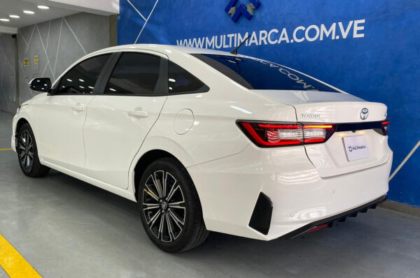 Yaris -16420KM - Imagen 3