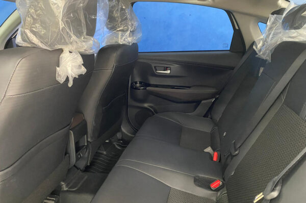 Yaris -16420KM - Imagen 10