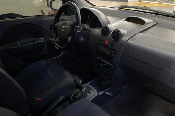 Aveo - 255688KM - Imagen 5