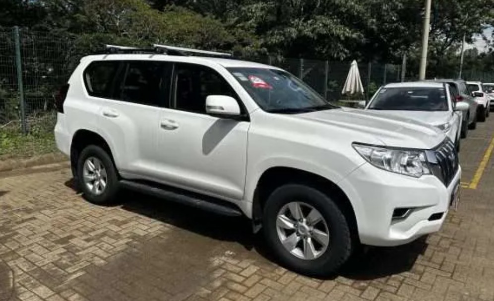 Comprar una Toyota Prado 2023