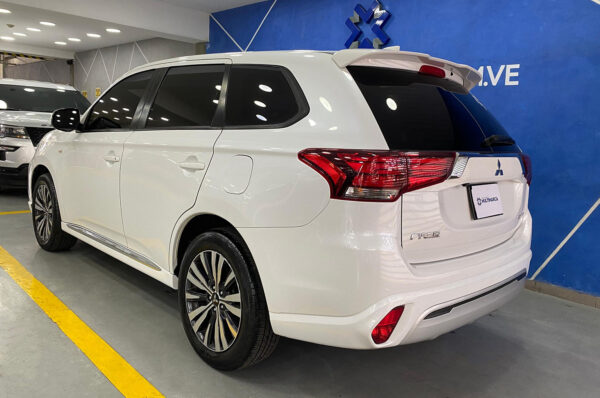 Outlander - 28469KM - Imagen 3