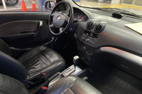 Aveo - 94445KM - Imagen 5